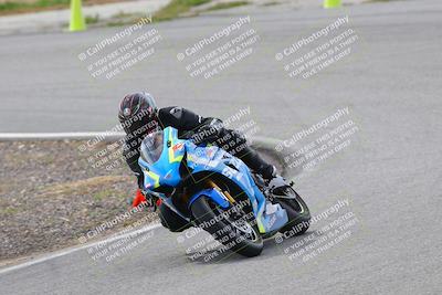 media/Mar-05-2023-TrackXperience (Sun) [[a95d40e56a]]/Group 3/session 2 turn 4/